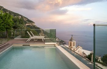 Jupiter's View Holiday Home