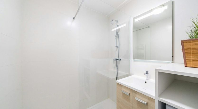 Photo of Cannes Breeze