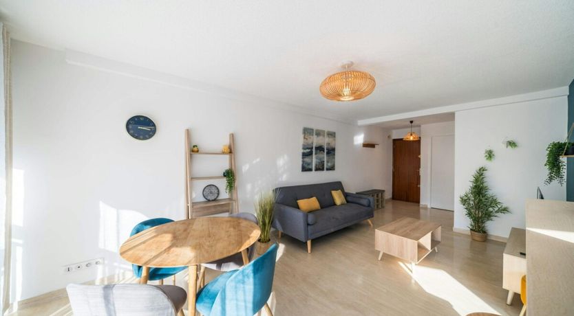 Photo of Cannes Breeze