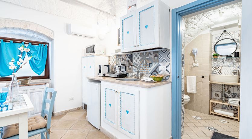 Photo of Pale Alabaster