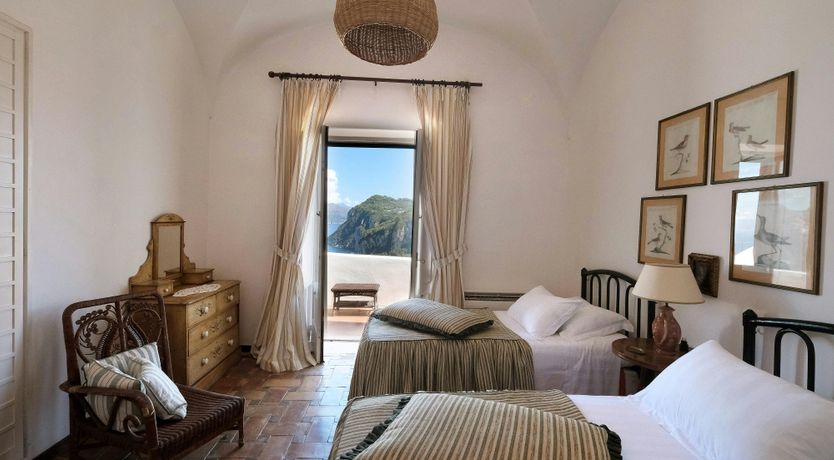 Photo of Sweet Capri