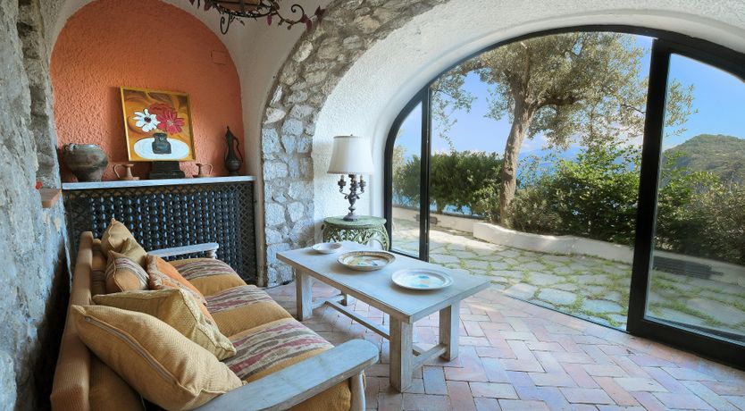 Photo of Sweet Capri