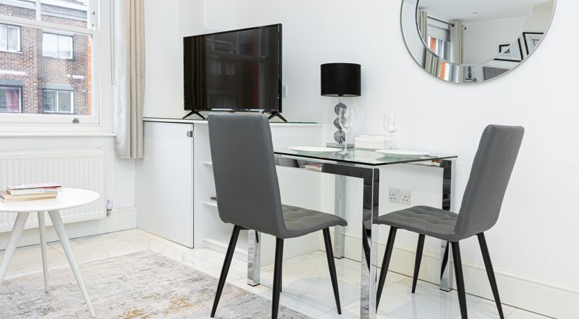 Photo of Oxford Street Delight