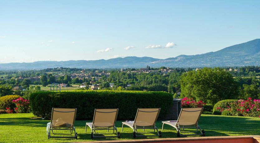 Photo of The Umbrian Pearl