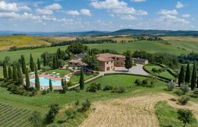 Photo of chianti-vines