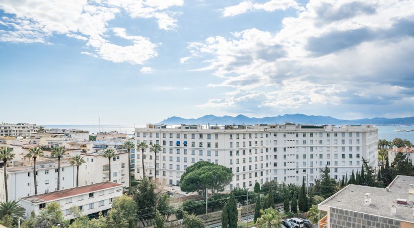 Photo of Riviera Sunlight