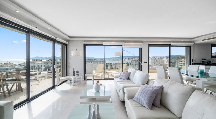 Photo of Riviera Sunlight