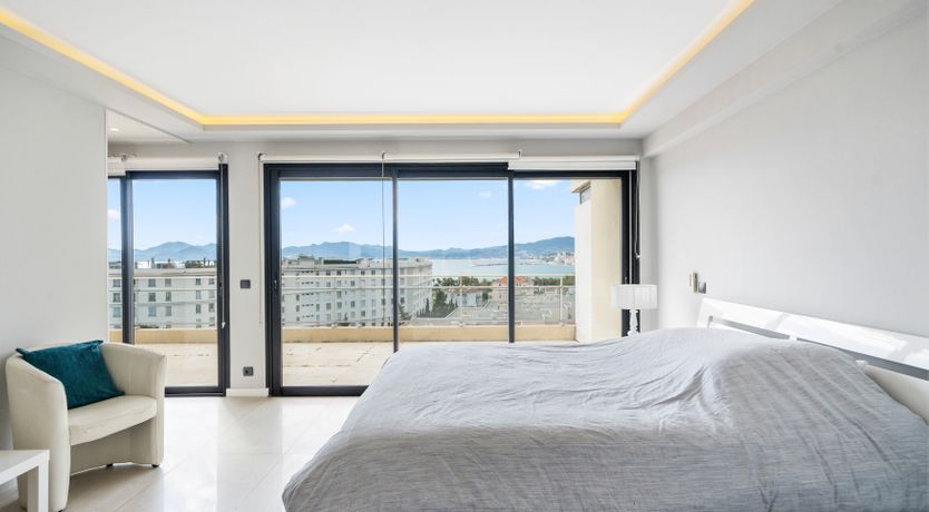 Photo of Riviera Sunlight