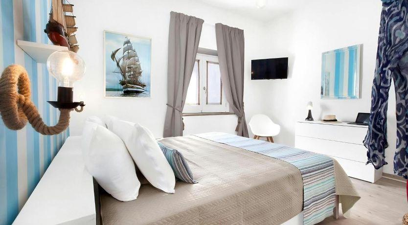 Photo of Waves of the Sea