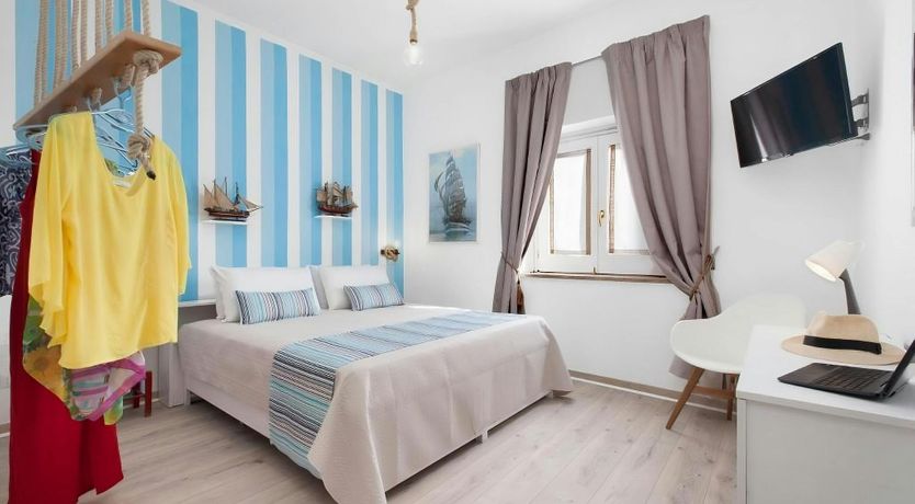 Photo of Waves of the Sea