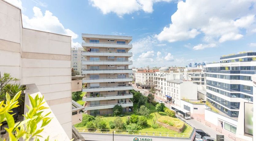 Photo of Light of Levallois