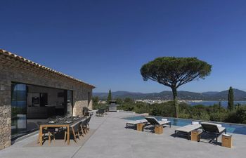 L'Aventure Holiday Home