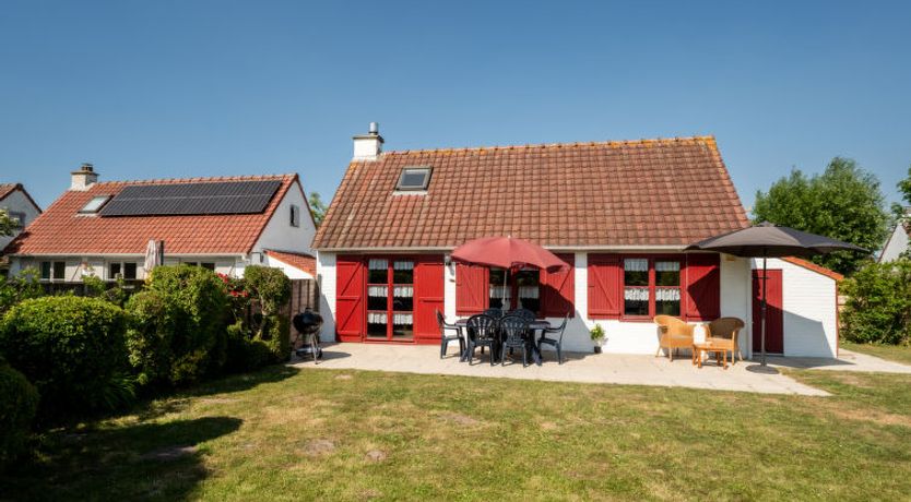 Photo of Polderhuis 9 parking and shared pool Holiday Home 10