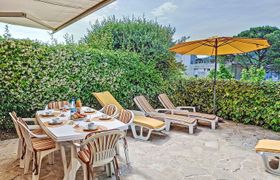 Photo of les-mas-de-cogolin-holiday-home-2