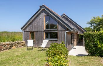 Le Préau Holiday Home