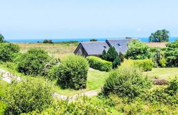 Le Préau Holiday Home