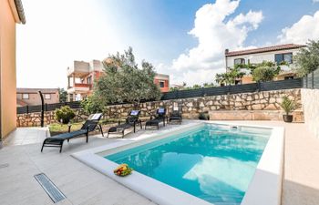 Nekić Holiday Home