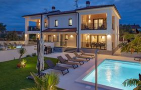 Photo of villa-polaris