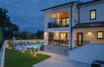 Villa Antares Holiday Home