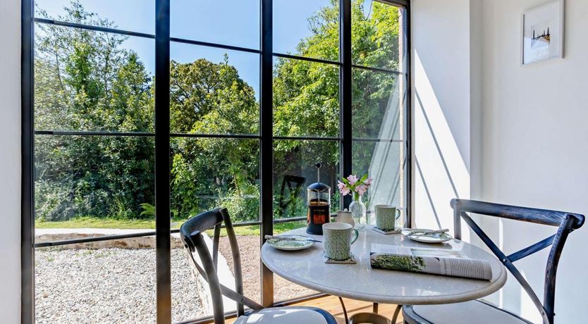 Photo of 1 Bed in Woodtown