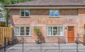 Photo of 3 Bed in Fordingbridge