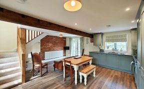 Photo of in Godshill (96125)