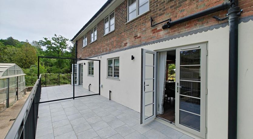 Photo of 2 Bed in Godshill