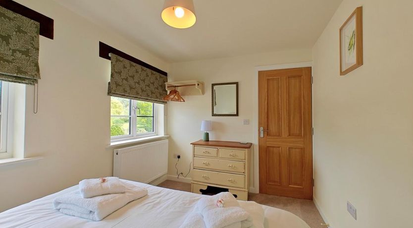 Photo of 2 Bed in Godshill