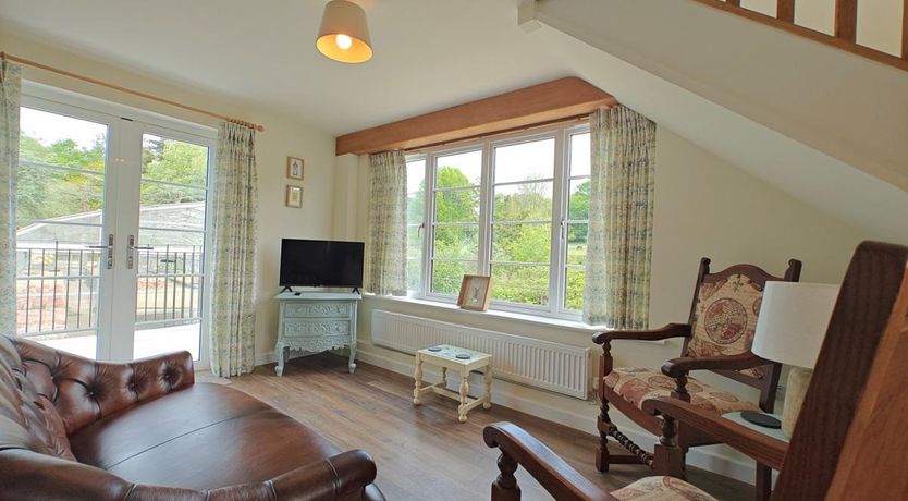 Photo of 2 Bed in Godshill