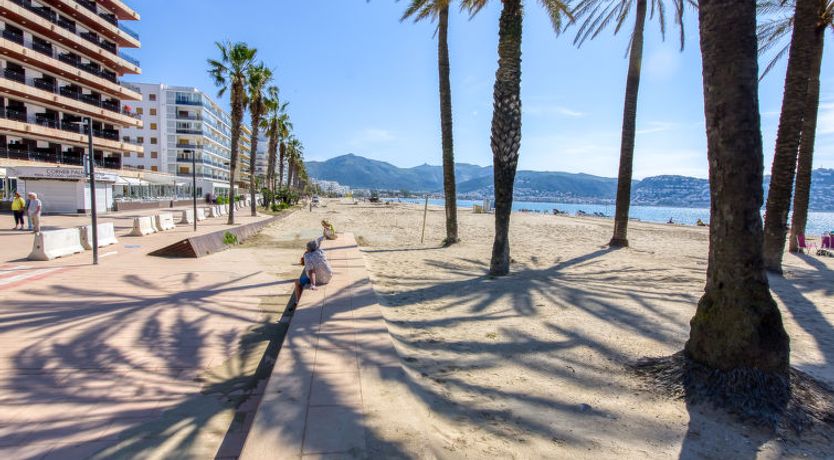 Photo of Roses Holiday Center Apartment 26