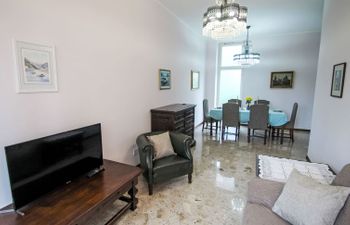 Camelia Holiday Home