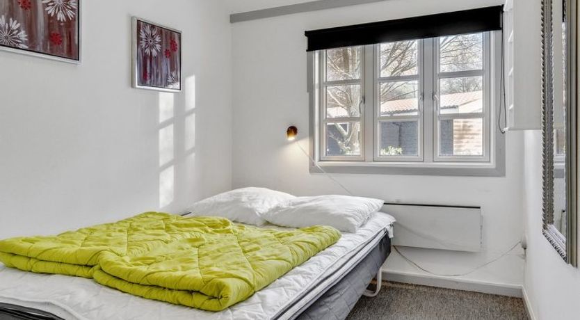 Photo of "Agneta" - 750m from the sea