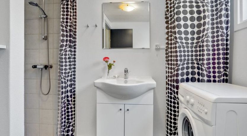 Photo of "Agneta" - 750m from the sea