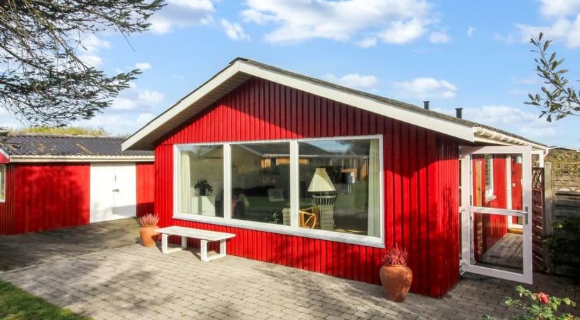 Photo of "Reeta" - 450m from the sea