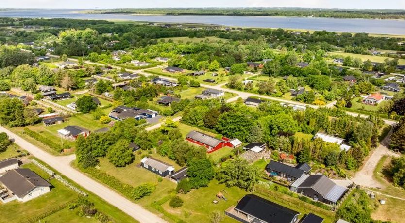 Photo of "Ebertine" - 740m to the fjord