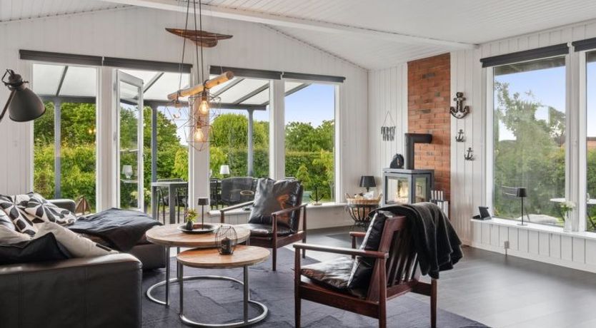 Photo of "Eweline" - 400m from the sea