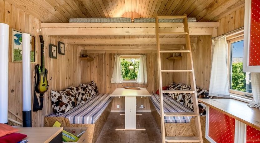 Photo of "Shania" - 300m from the sea