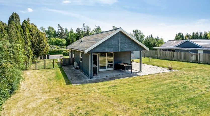 Photo of "Agneta" - 1km from the sea