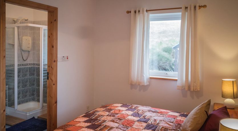 Photo of Errislannan Stone Cottage