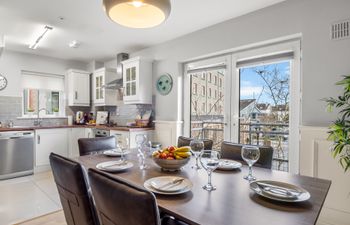 Townhouse Chic Holiday Home