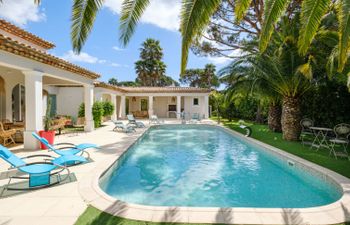 La vie la 2 Holiday Home