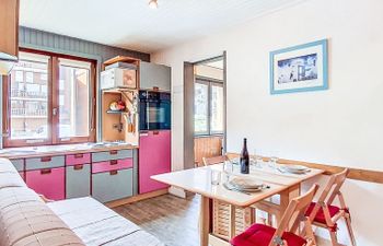 Les Chaudes Almes Holiday Home