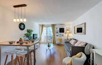 L'Amiral Apartment 2 Holiday Home