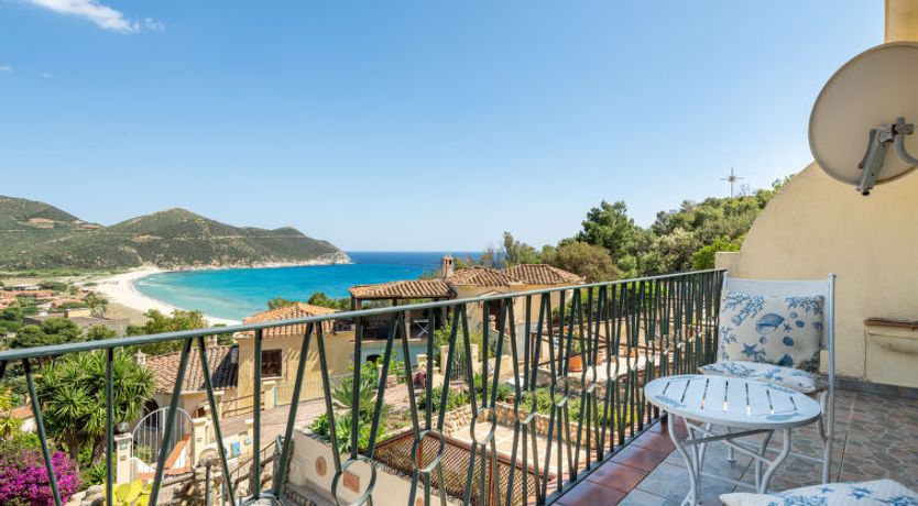 Photo of Solanas mare