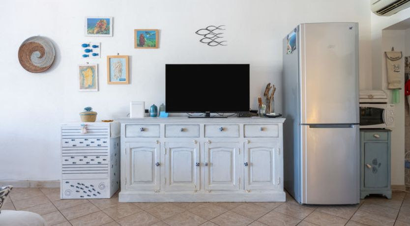 Photo of Solanas mare