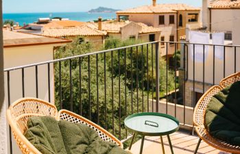 Crystal Sea Apartment Apartment 3 Holiday Home