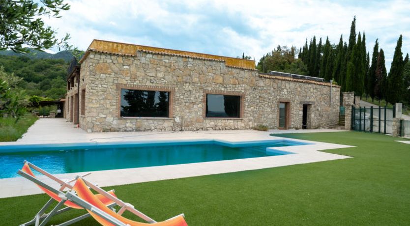 Photo of Bomba vista lago 8