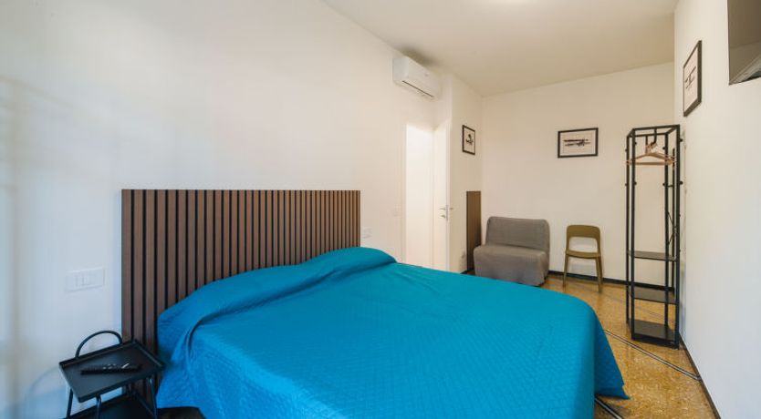 Photo of Mari & Nala