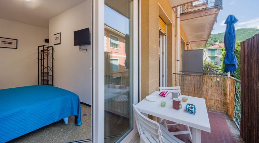 Photo of Mari & Nala