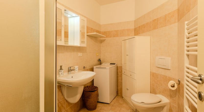 Photo of Angi Apartment 2